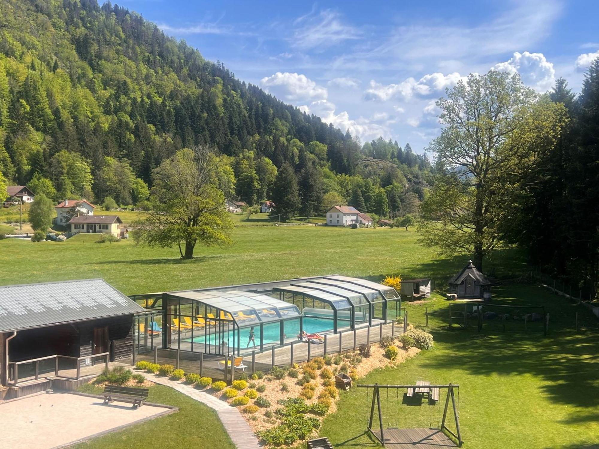 Gite Roche Des Ducs Avec Piscine Toute L'Annee, Spa, Sauna, Hammam Rochesson Exterior photo